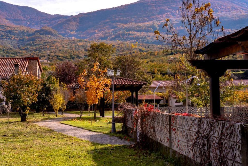 La Canada Del Valle Del Jerte Navaconcejo Exterior photo
